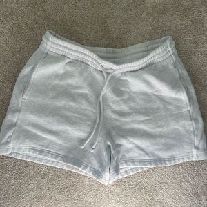 TNA shorts L